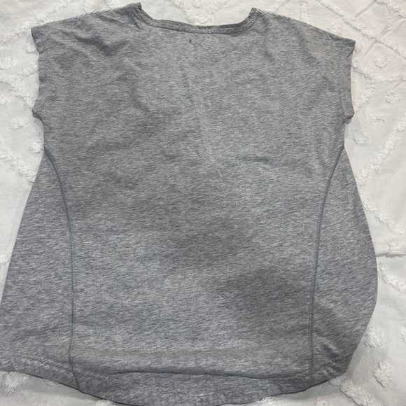 Puma T shirt - Picture 2 of 3